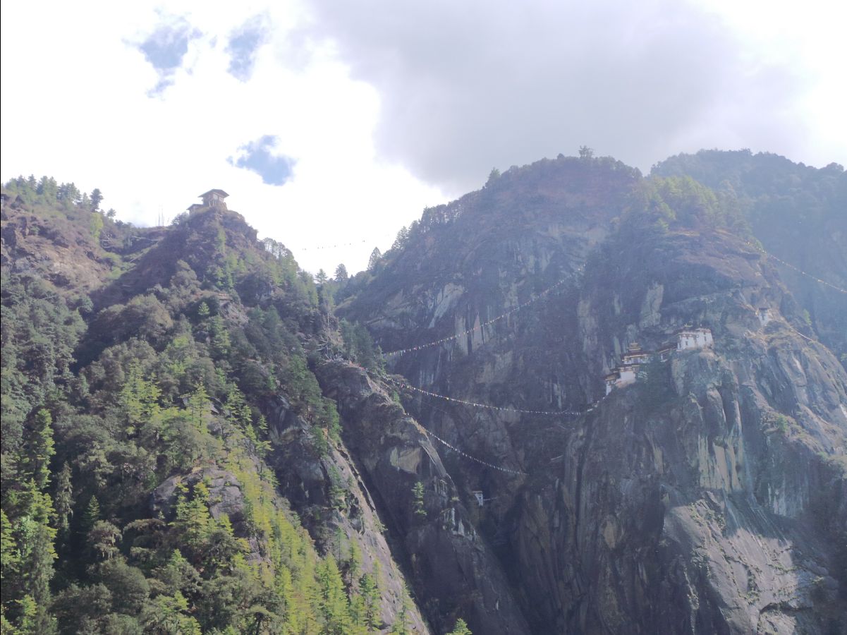 Tiger's Nest Monestary Hike039